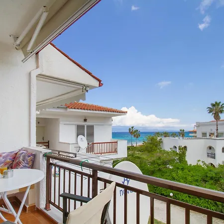 Seaside Apartment *