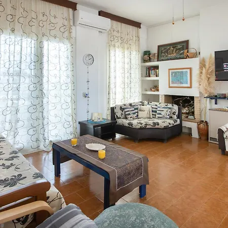 Seaside Apartment Hanioti