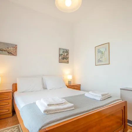 Apartment Seaside *